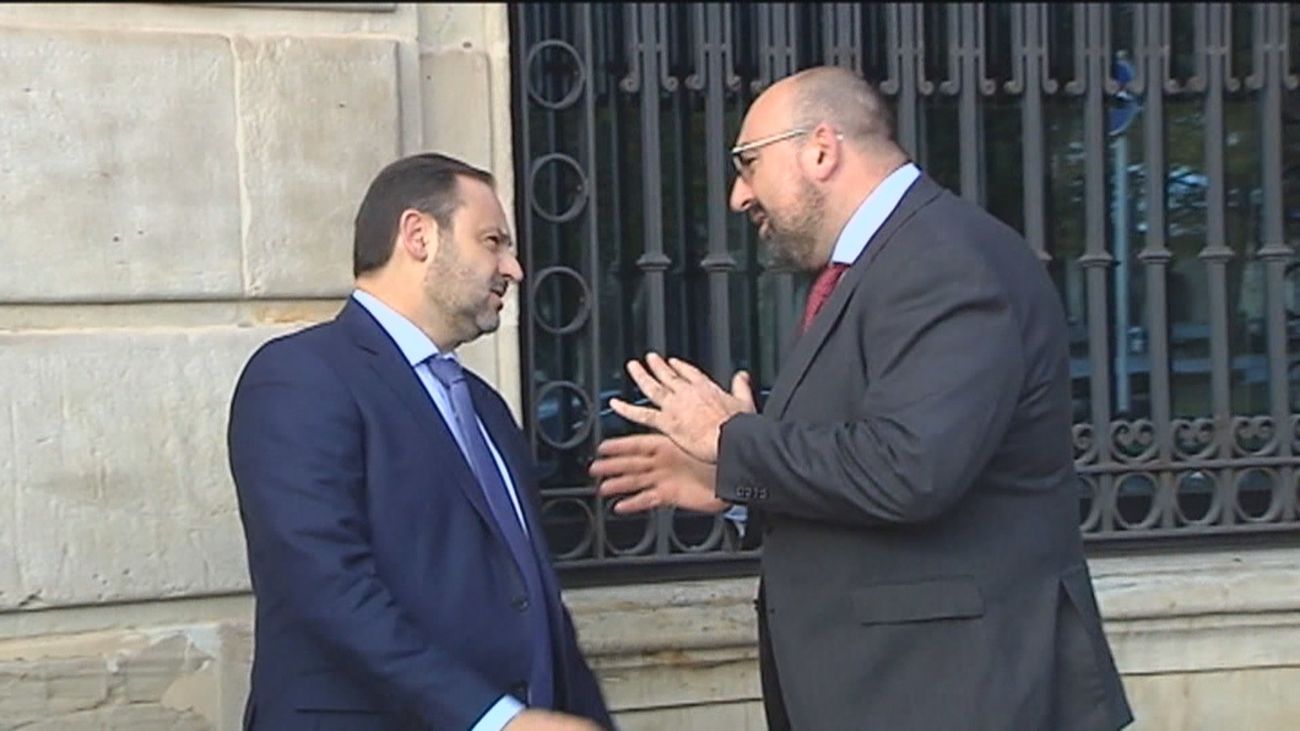 Ábalos y Koldo dejan de compartir celda en Soto del Real un día antes de que el Supremo decida si siguen en la cárcel