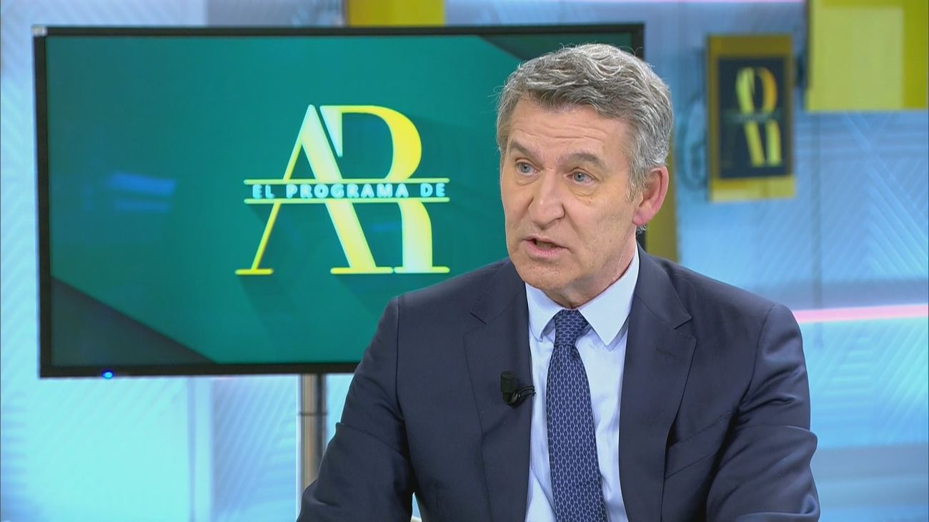 Feijóo denuncia que Junqueras, condenado por malversación, pacte con Sánchez la financiación autonómica