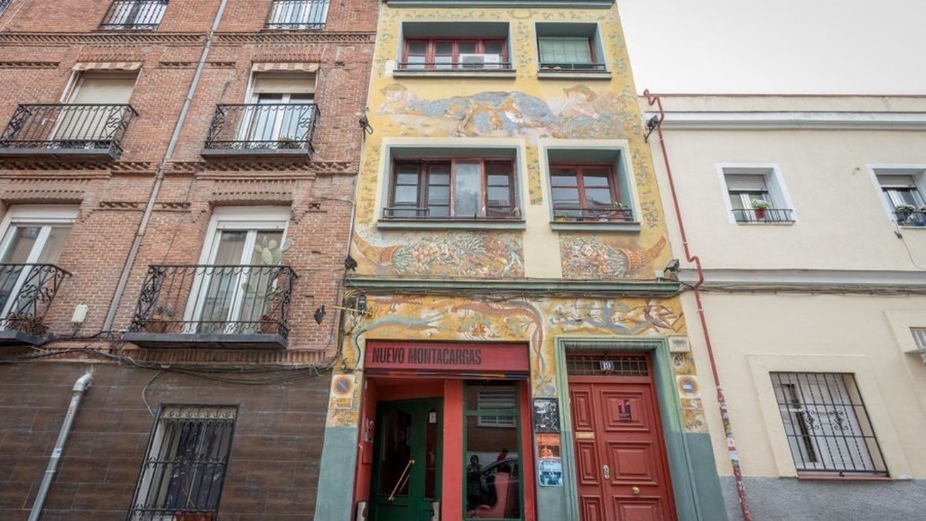 Fachada del Nuevo Montacargas, en la calle Antillón, distrito de Latina