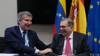 Feijóo respalda a Edmundo González y defiende la "caída inmediata y completa del chavismo"