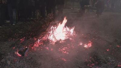 Santorcaz revive la tradición: una hoguera para honrar a San Antón y proteger a los animales