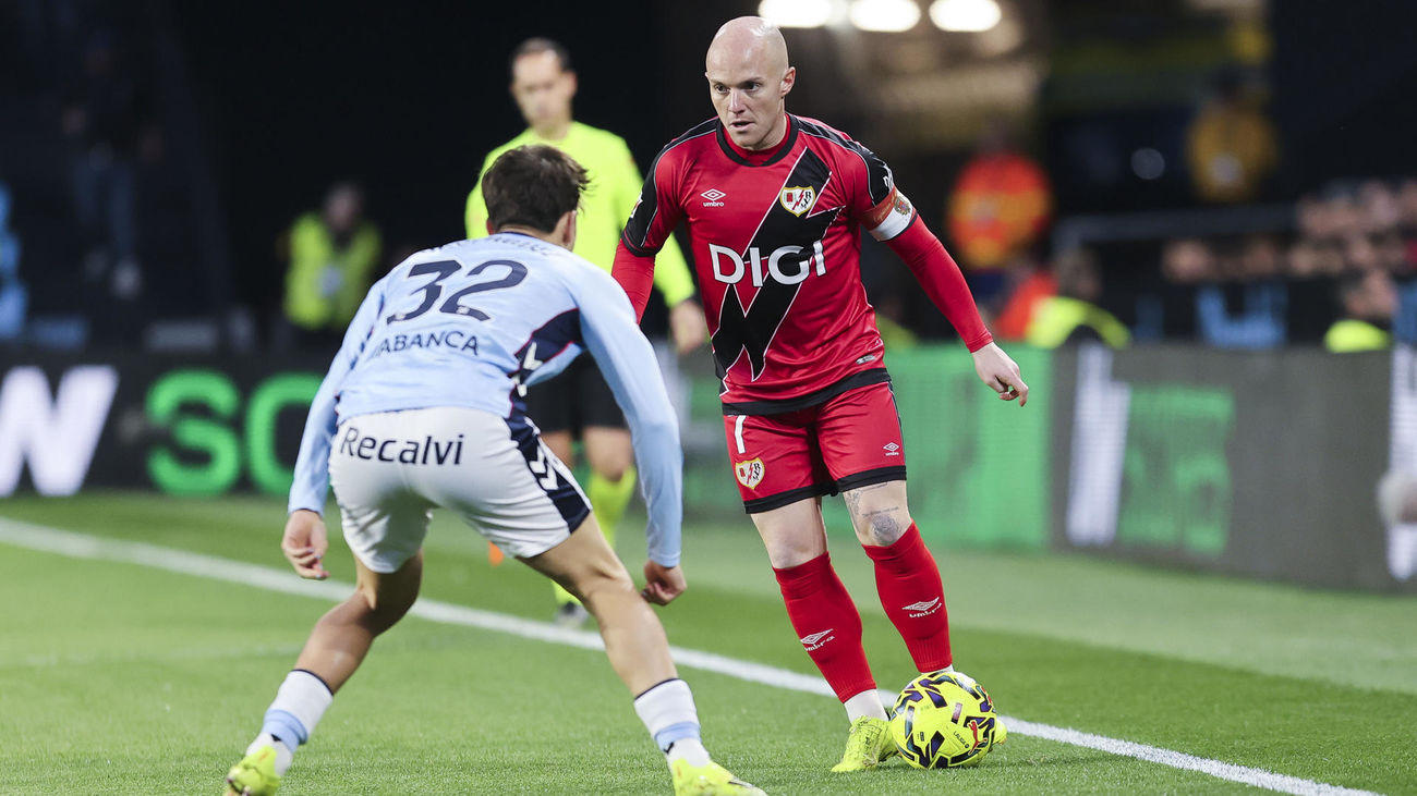 Isi Palazón, jugando en Balaídos