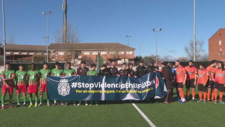 Policía Nacional y la Federación Madrileña lanzan una campaña contra la violencia en los campos de fútbol