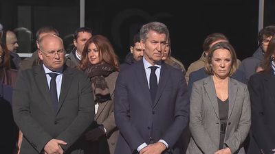 Feijóo se desplaza a Adamuz (Córdoba) y destaca la labor de emergencias y sanitarios