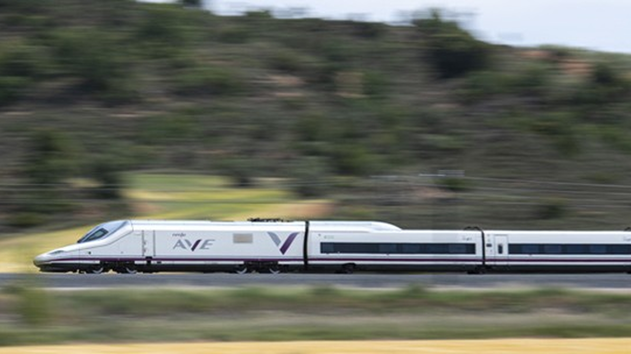 Tren AVE de la serie 112 de Talgo