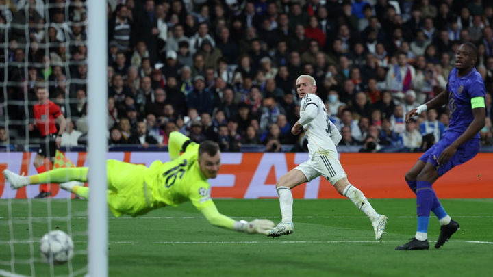 Mastantuono ante el Mónaco / EFE