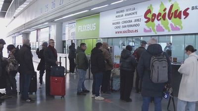 El autobús se convierte en la alternativa preferida para viajar a Andalucía tras el accidente ferroviario de Adamuz