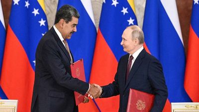 Maduro rechazó huir a Rusia