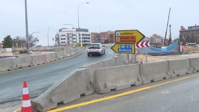 La A-5 recupera el trazado recto en ambos sentidos tras los cambios en las obras