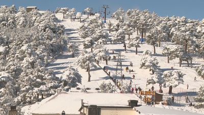 Aviso amarillo por nevadas en la sierra de Madrid este jueves