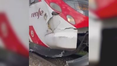 Un desprendimiento de piedras afecta a un Cercanías que circulaba hacia Oviedo