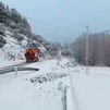 El uso de cadenas o neumáticos de invierno se limita a la M-637 hacia el puerto de Navafría