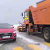 Cortada por la nieve la M-601 desde La Fonda Real al Puerto de Navacerrada