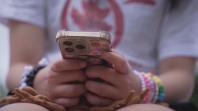 El 'scroll infinito' atrapa a los menores españoles