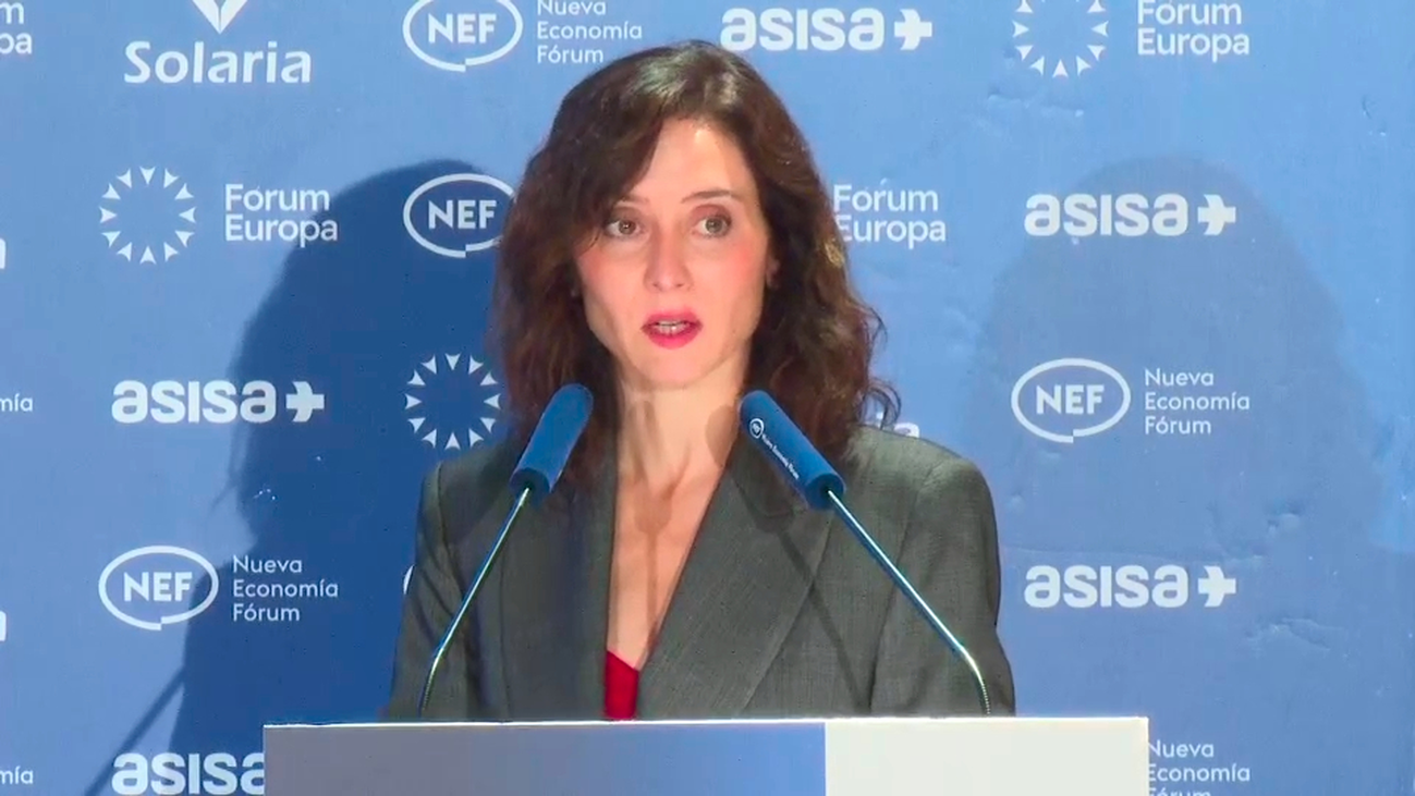 Ayuso anuncia una nueva rebaja de medio punto del IRPF que entrará en vigor en 2027