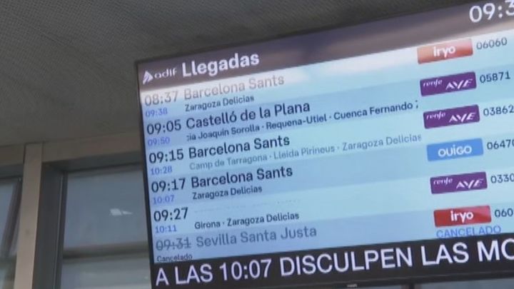 Retrasos en la Alta Velocidad que conecta Madrid con Barcelona, Valencia y Andalucía por las limitaciones de velocidad