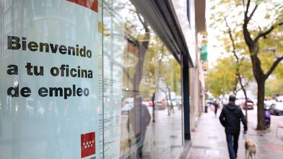El paro en la Comunidad de Madrid baja en 57.300 personas y cierra 2025 con más de 78.000 empleos