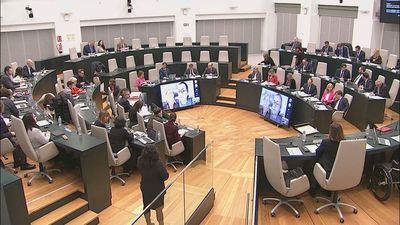 La tragedia de Adamuz, arma arrojadiza en el pleno de Cibeles