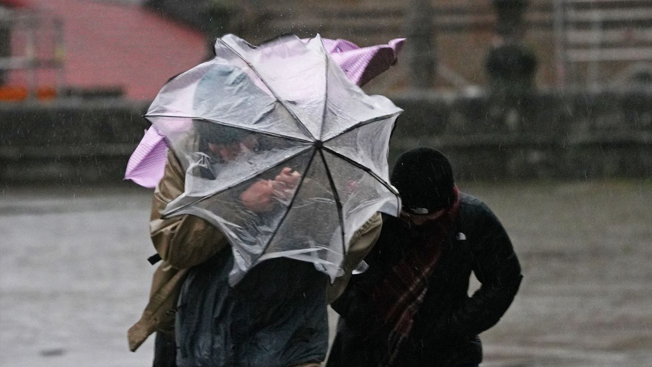 Lluvias generalizadas y viento muy fuerte en la sierra este martes en Madrid
