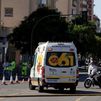 Muere una mujer al caerle encima una palmera por el fuerte viento en Torremolinos