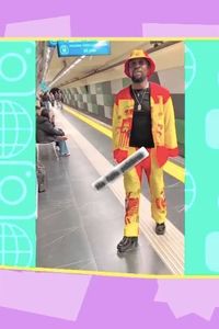 ¿Molesta o inspira? Mikika y sus actuaciones en el Metro de Madrid