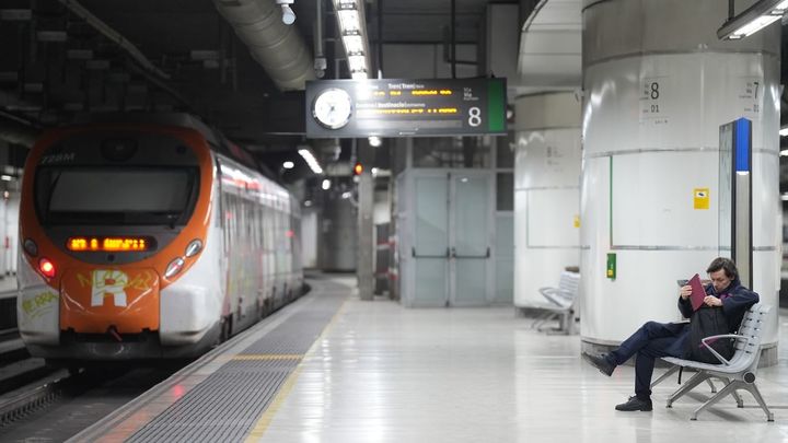 Adif eleva a 29 los puntos críticos de Rodalies en que practica actuaciones de urgencia