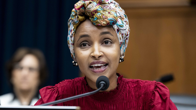 Tensión en Mineápolis tras un ataque a la congresista Ilhan Omar durante un mitin