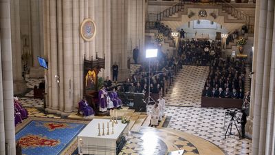 Especial Informativo - Funeral por las víctimas de Adamuz desde La Almudena 29.01.26