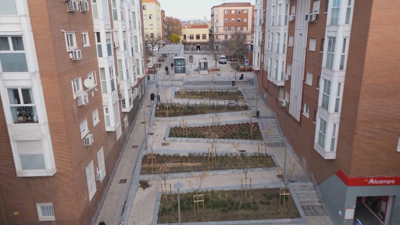 Así es el nuevo eje peatonal de Usera lleno de guiños a la cultura china