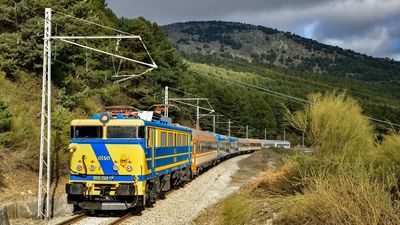 La ruta 'Sierra de Guadarrama' a bordo de un tren histórico de los años 80 el día 7