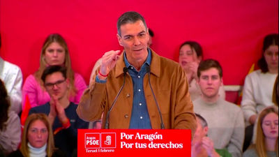 Sánchez hace una nueva defensa de Puente y Feijóo le acusa a de haber "destruido el símbolo del ferrocarril"