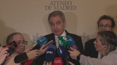 Zapatero niega estar vinculado con el rescate de Plus Ultra y defiende la legalidad de su trabajo