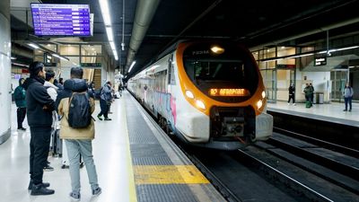 Dos nuevas caídas del Centro de Control de Adif paralizan Rodalies en Barcelona