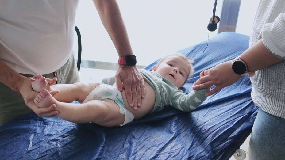 Fisioterapia para bebés en Griñón: pequeños ejercicios con grandes resultados