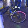 Un VTC atropella en Carabanchel a un repartidor que iba en bicicleta