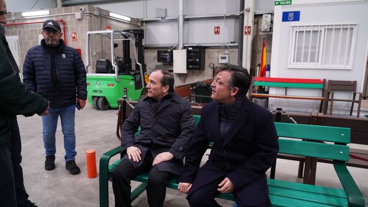 7 millones para hacer más accesibles los bancos y otros elementos viarios de la capital