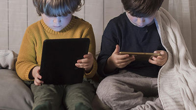 Las Rozas da un paso adelante para para limitar el uso de móviles entre menores