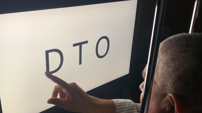 Una persona ciega recupera parte de la visión tras estimular su corteza cerebral