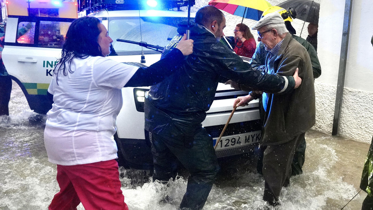 Suben los desalojos en Andalucía, con la evacuación total de Grazalema, epicentro de las lluvias