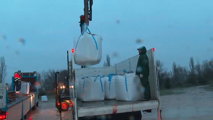 Alerta en el río Jarama: nivel rojo en las estaciones de medición de Mejorada-San Fernando y Puente Titulcia