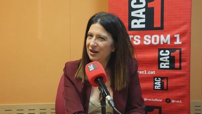 Leire Díez admite que Santos Cerdán le envió un mensaje de "ánimo" tras salir ella del calabozo