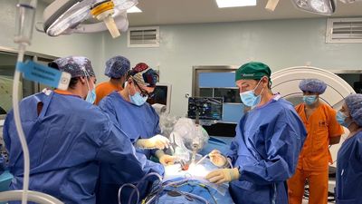 La Princesa estrena un robot quirúrgico de precisión milimétrica para intervenciones complejas de columna
