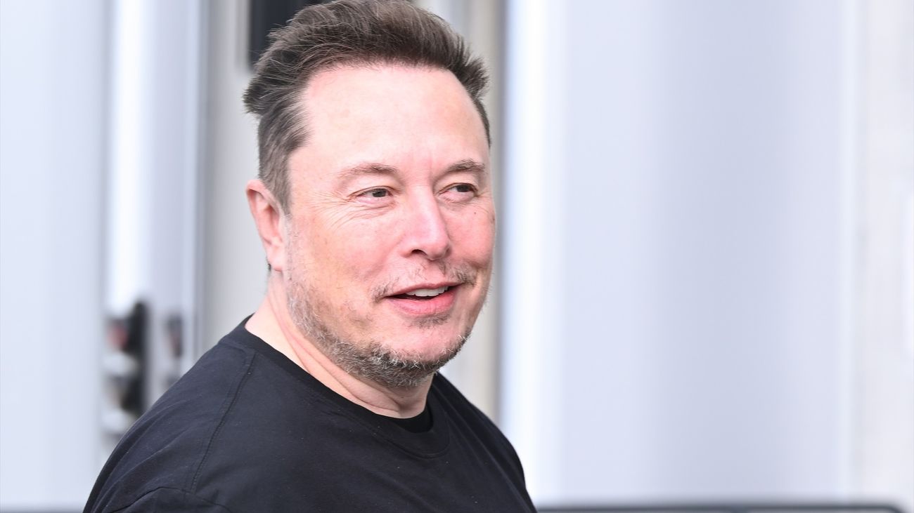 Musk se ofrece a pagar la defensa de las víctimas de Epstein que señalen a sus abusadores