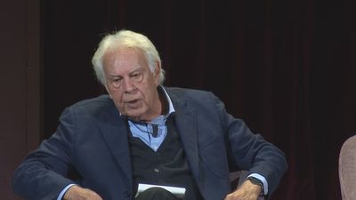 Dos ministros del Gobierno de  Sánchez  reclaman que Felipe González debería irse del PSOE