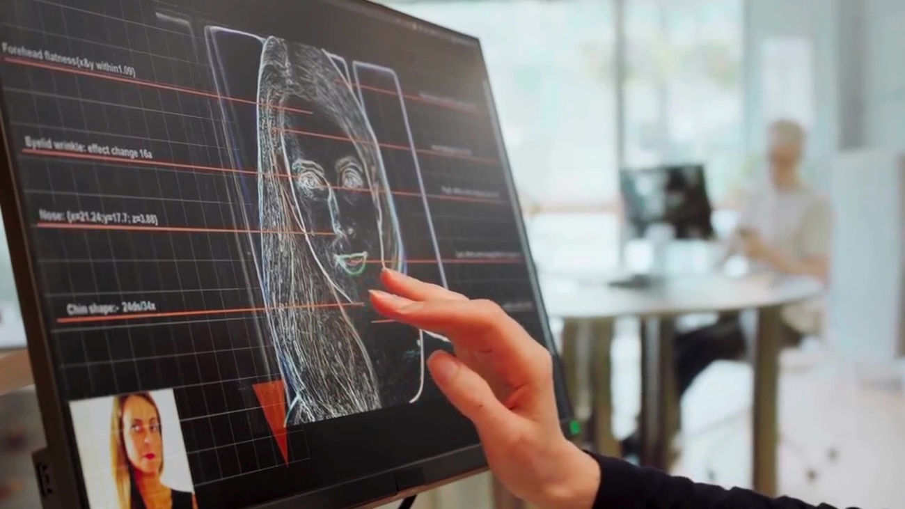 Cuando lo falso parece real: la inteligencia artificial multiplica las estafas y suplantaciones en internet