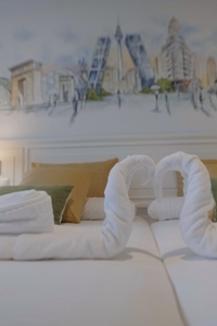 Así es el 'housekeeping' que realizan en la  Escuela Superior de Turismo de Madrid