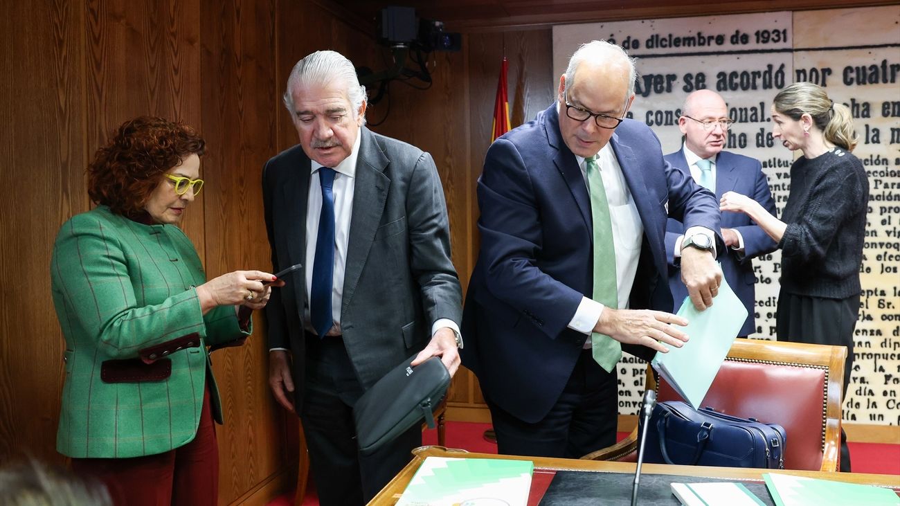 Endesa e Iberdrola responsabilizan a Red Eléctrica del apagón