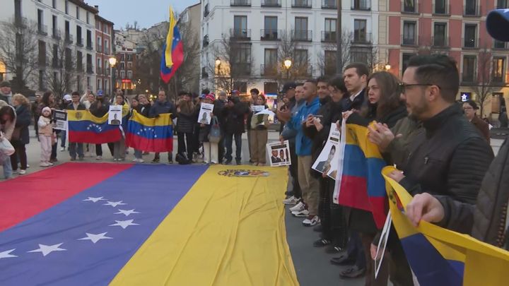 Concentración en Madrid por la democracia en Venezuela