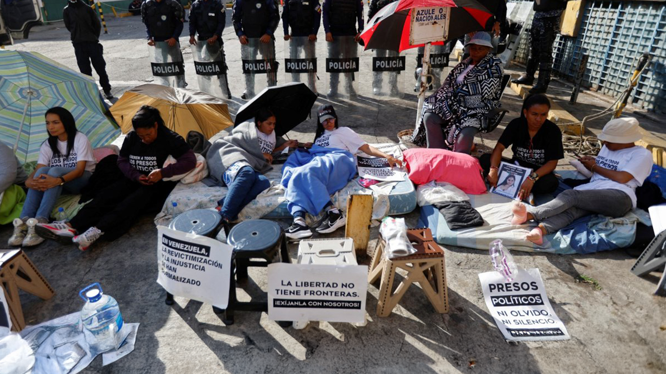 Familiares de presos políticos, en huelga de hambre en Caracas