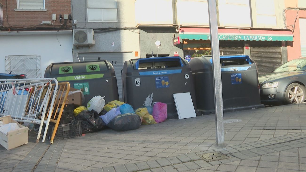 El Ayuntamiento de Madrid interpone en un mes 111 sanciones de hasta 1.100 euros por tirar mal la basura